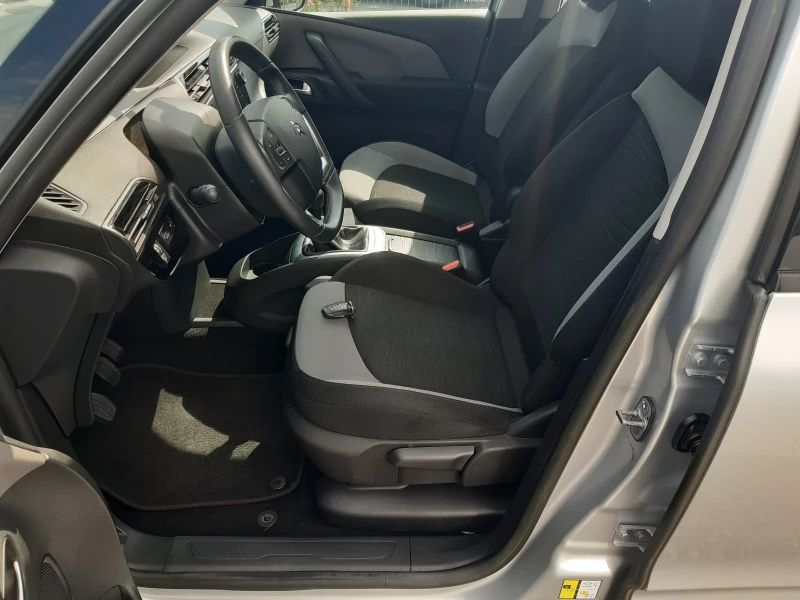 Citroen C4 Picasso КАТО НОВА, снимка 11 - Автомобили и джипове - 51258928