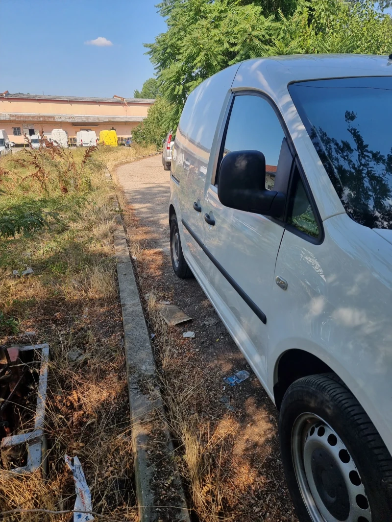 VW Caddy, снимка 12 - Автомобили и джипове - 51300509