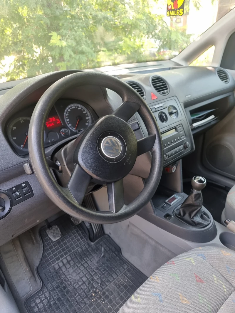 VW Caddy, снимка 4 - Автомобили и джипове - 51300509