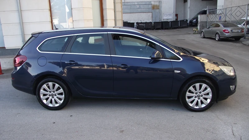 Opel Astra 1.7.d.110.k.c.6.speed.COSMO, снимка 2 - Автомобили и джипове - 52024416