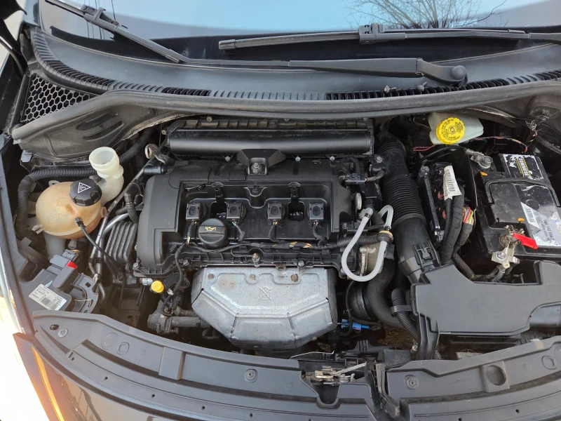 Peugeot 207 1, 600 EURO4 , снимка 16 - Автомобили и джипове - 52336063
