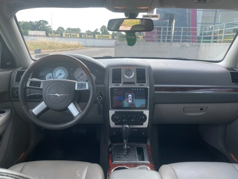 Chrysler 300c 3.0CRD, снимка 6 - Автомобили и джипове - 52567260