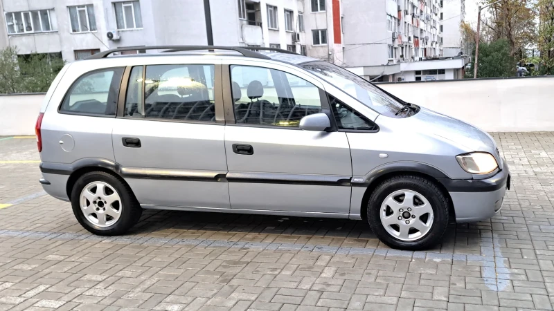 Opel Zafira 1.6/Газ/6+ 1, снимка 2 - Автомобили и джипове - 52704484
