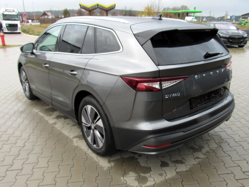 Skoda Enyaq 80, снимка 3 - Автомобили и джипове - 53054680