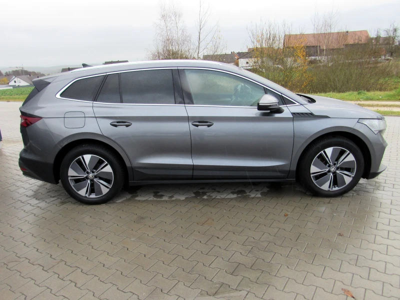 Skoda Enyaq 80, снимка 17 - Автомобили и джипове - 53054680