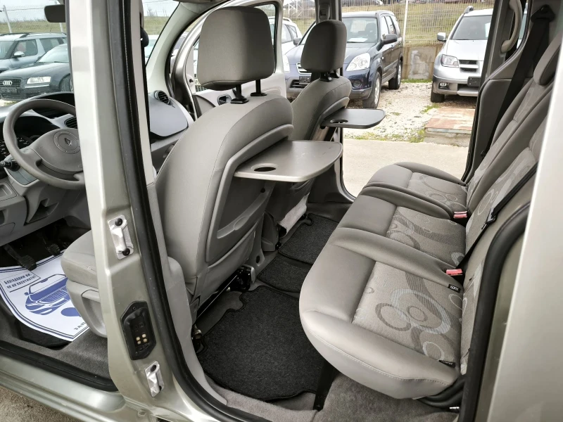 Renault Kangoo 1.6I, снимка 13 - Автомобили и джипове - 53287695