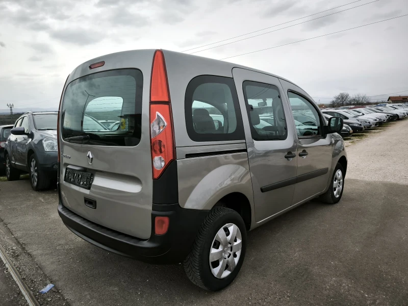 Renault Kangoo 1.6I, снимка 4 - Автомобили и джипове - 53287695