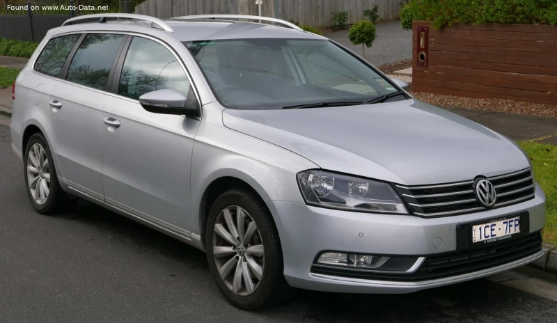 VW Passat B7 Variant, снимка 1 - Автомобили и джипове - 47594605