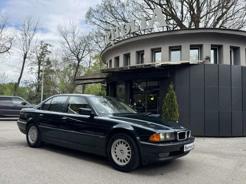 BMW 740 i