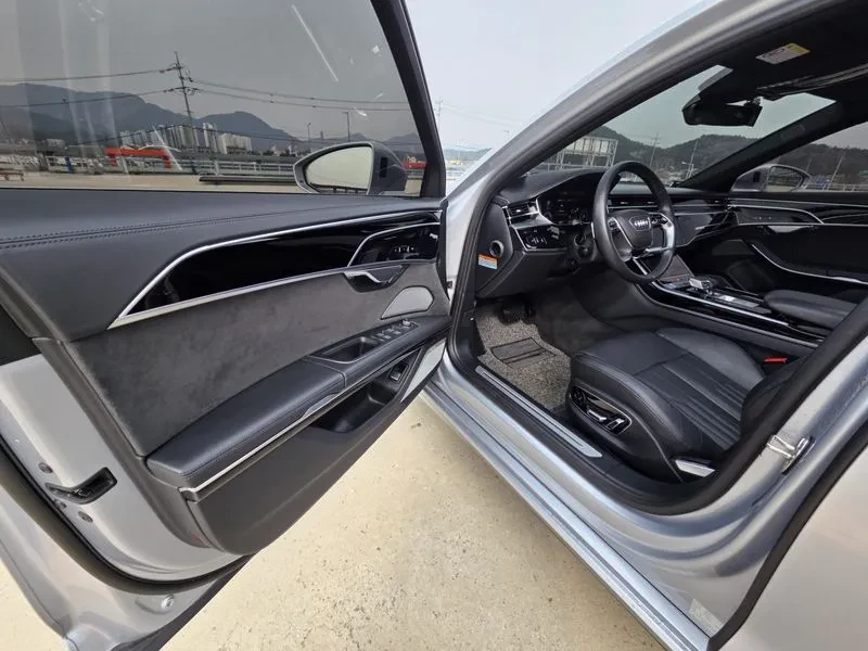 Audi A8 (D5) 55 Tfsi Quattro Lwb, снимка 8 - Автомобили и джипове - 55308863