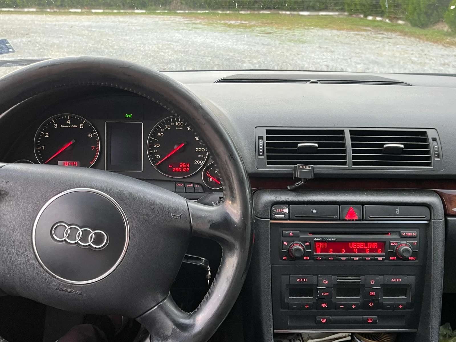 Audi A4 1.8 TURBO - изображение 7