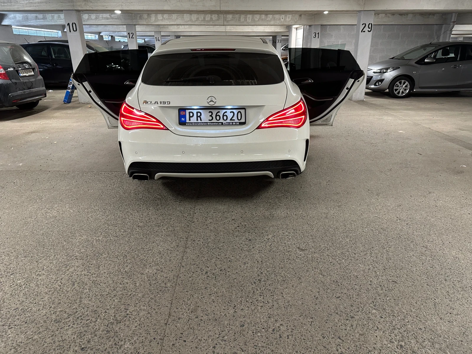 Mercedes-Benz CLA 180  - изображение 9