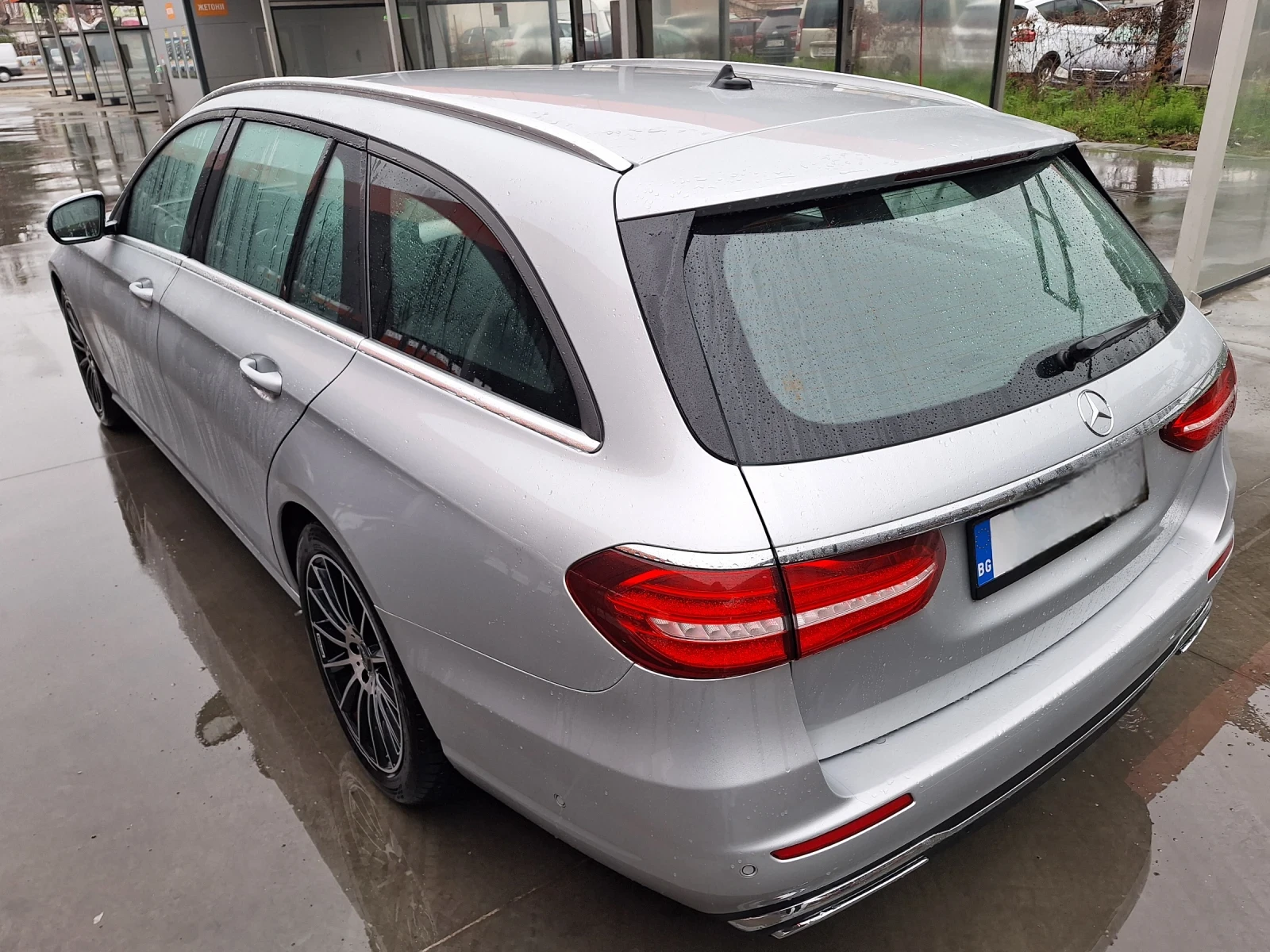Mercedes-Benz E 220 E220D - изображение 5