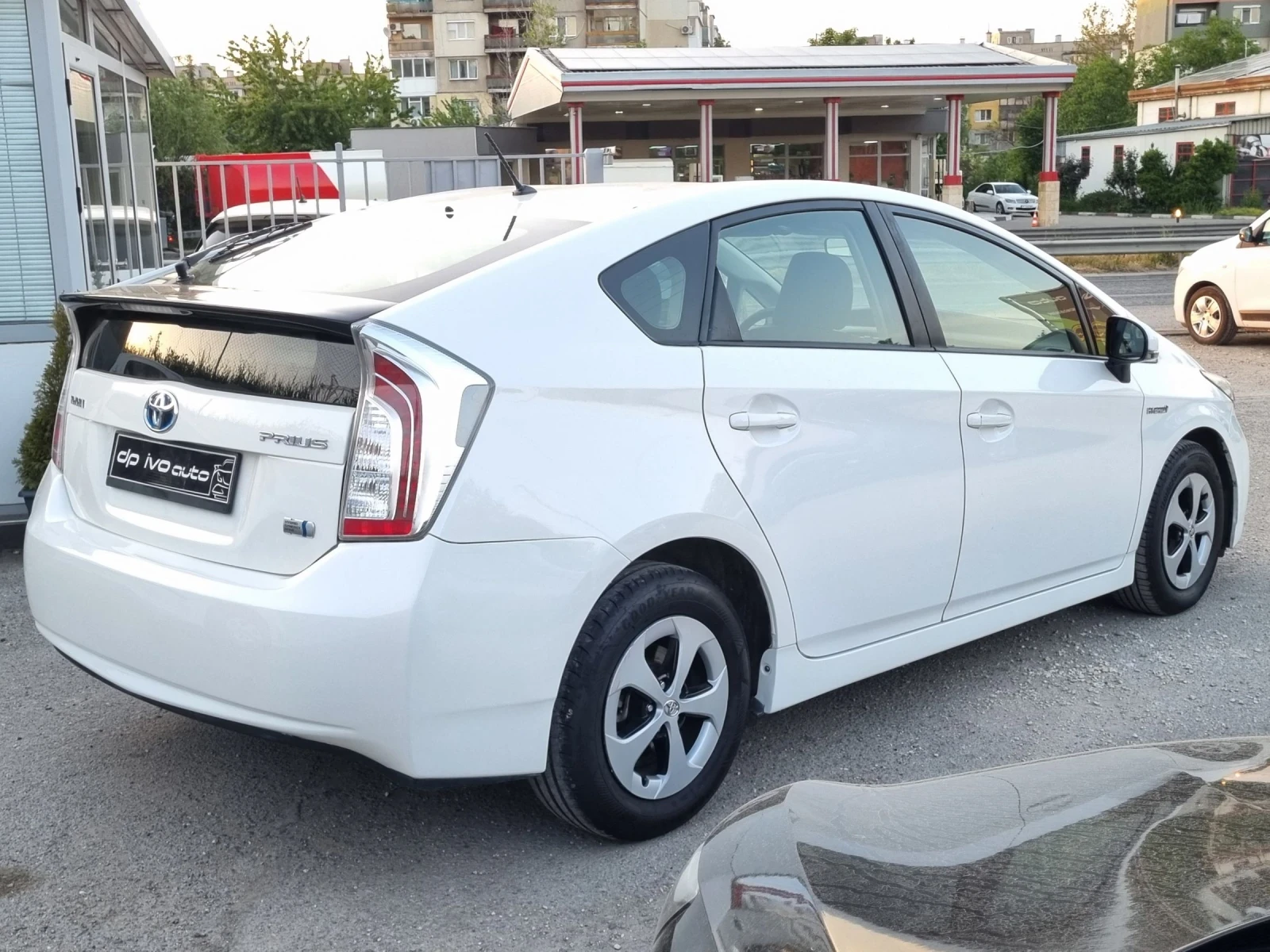 Toyota Prius  ХИБРИД* 3 МЕСЕЦА ГАРАНЦИЯ *  - изображение 5