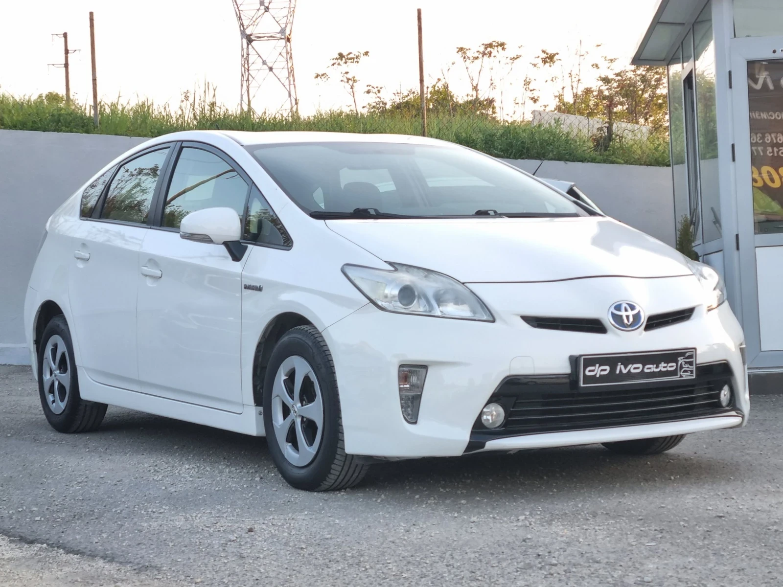 Toyota Prius  ХИБРИД* 3 МЕСЕЦА ГАРАНЦИЯ *  - изображение 7