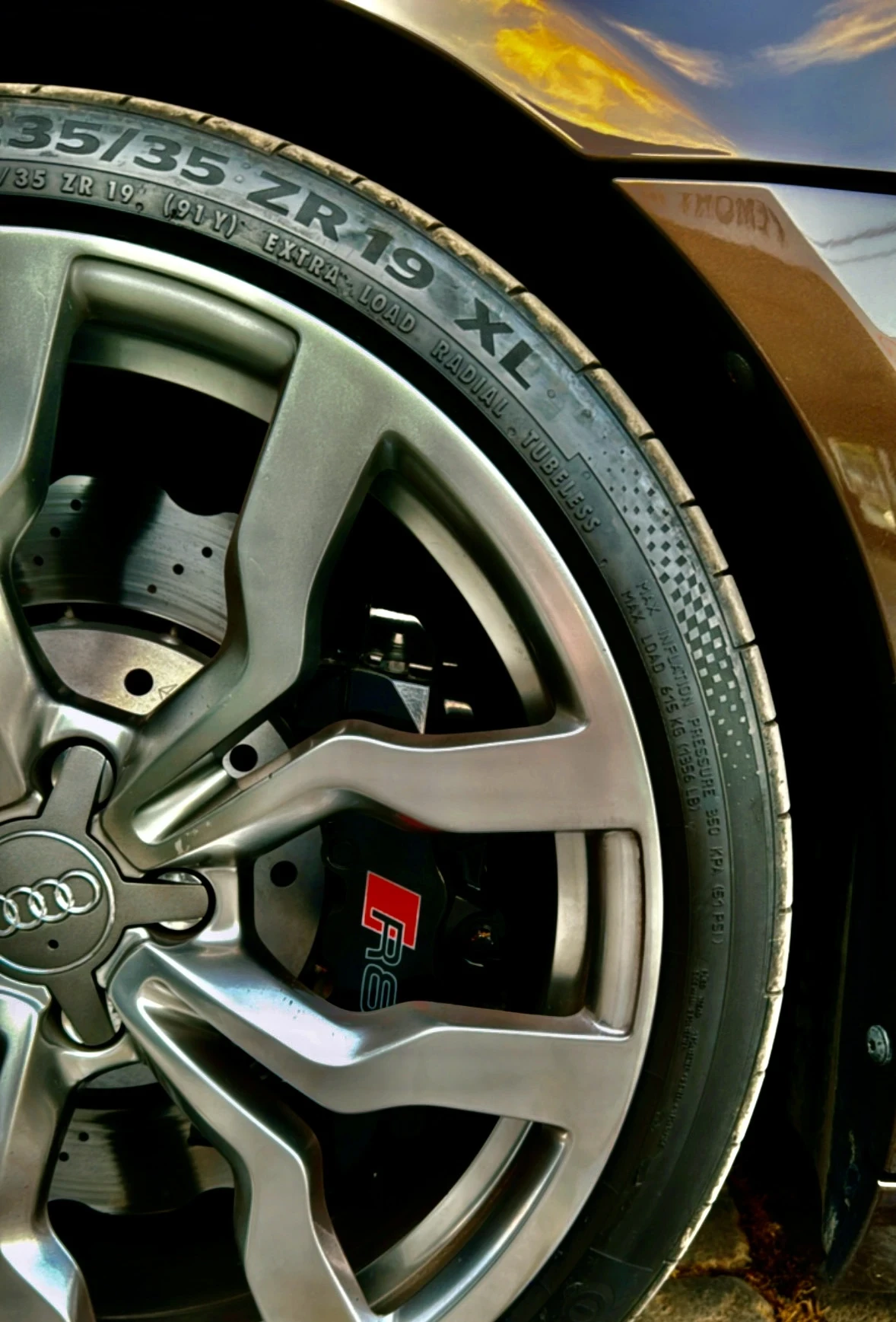 Audi R8  - изображение 7