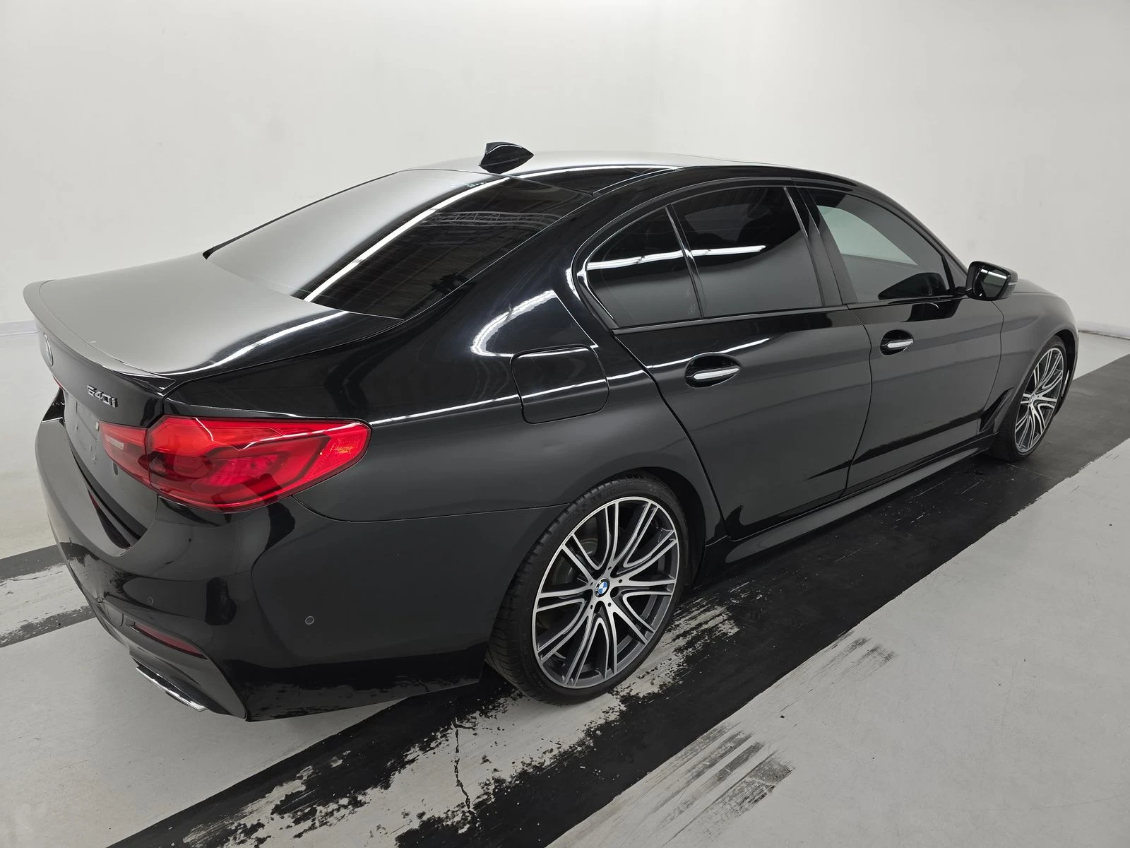 BMW 540 M* Harman* Head-Up* 360*  - изображение 6