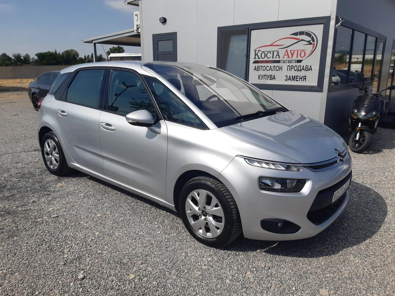Citroen C4 Picasso КАТО НОВА - изображение 2