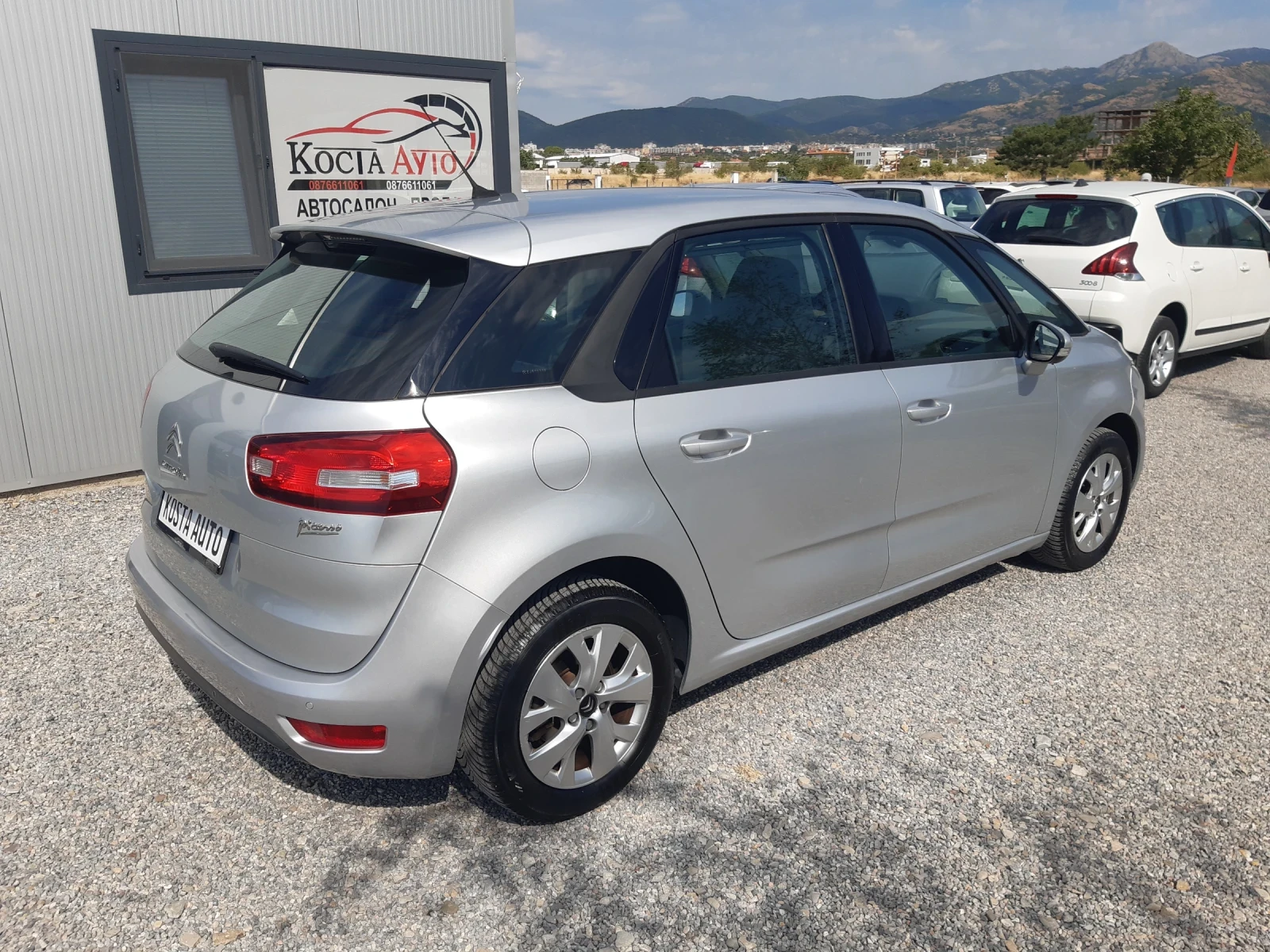 Citroen C4 Picasso КАТО НОВА - изображение 3