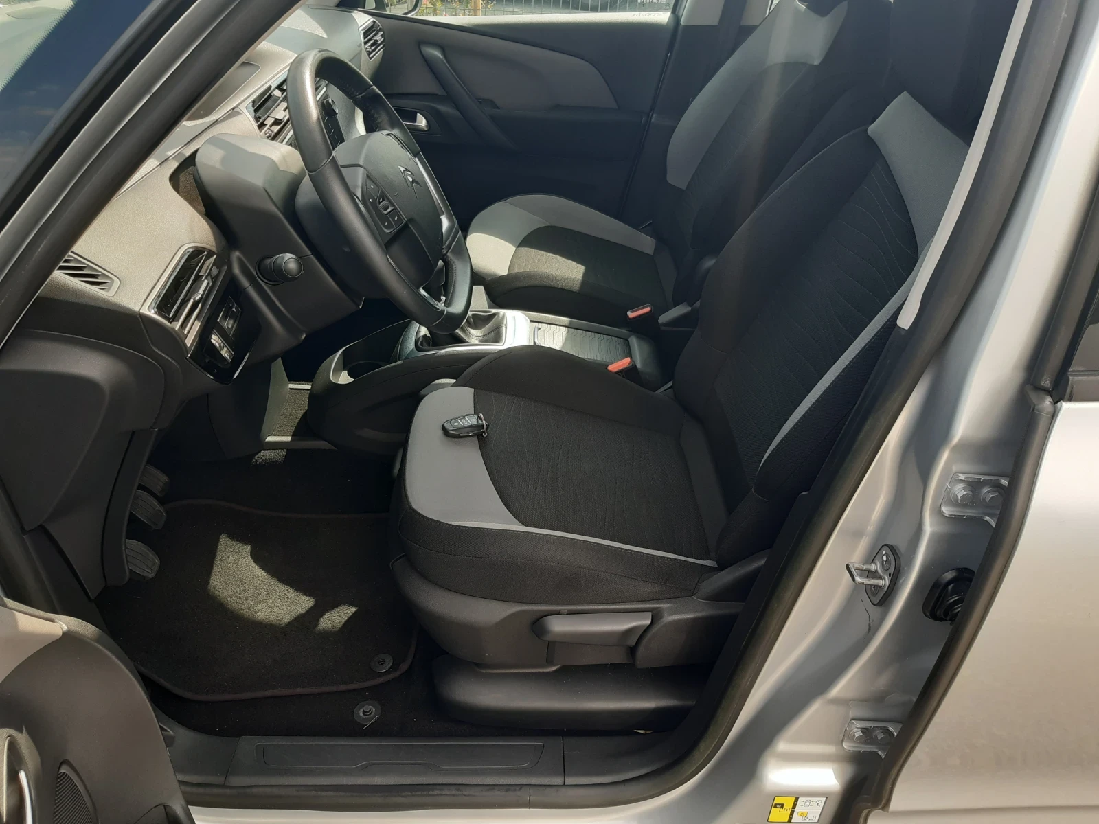 Citroen C4 Picasso   | Mobile.bg   11