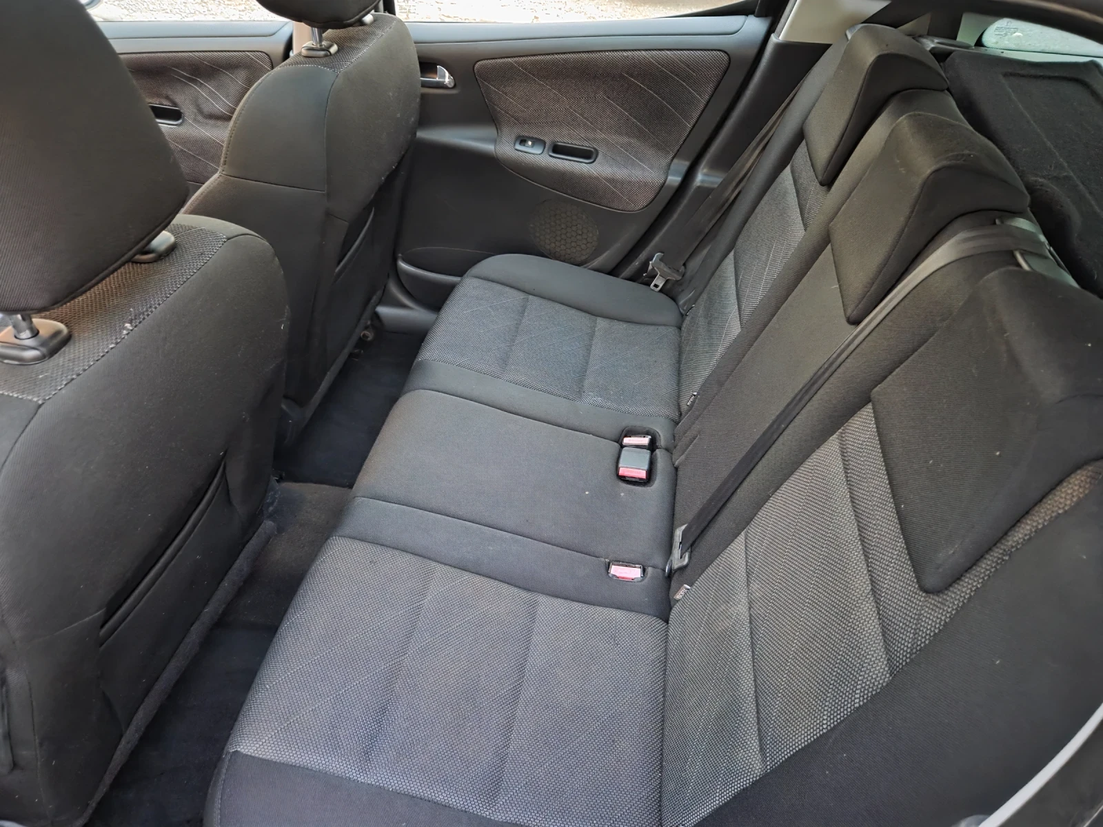 Peugeot 207 1, 600 EURO4  | Mobile.bg   10