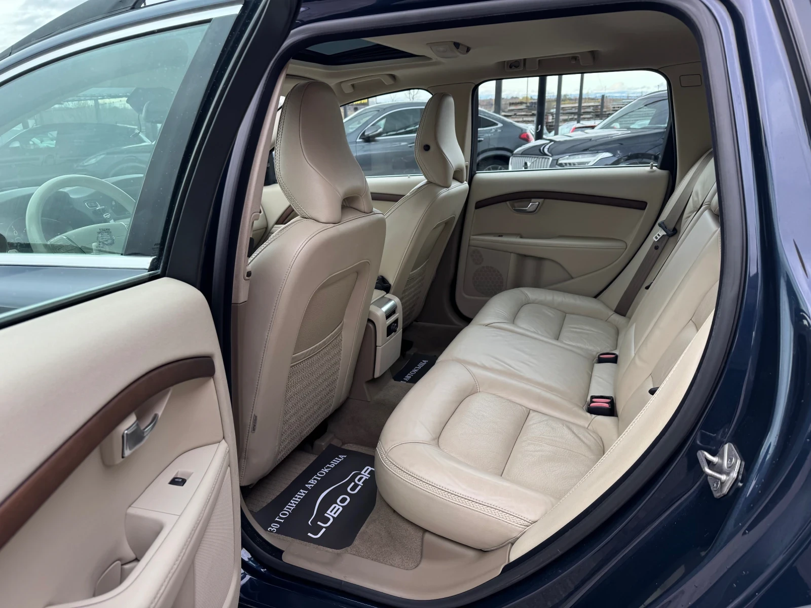 Volvo Xc70 2.4D-D5-AWD-AUT-NAVI-DIGITAL-MEMORY- | Mobile.bg   16