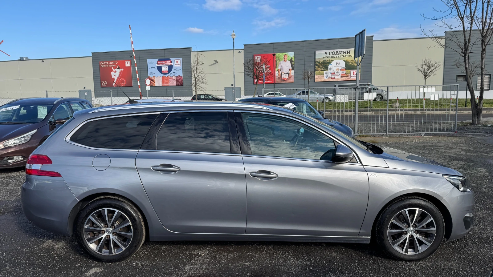 Peugeot 308 SW 1.6Hdi Navi, Tel, LED, PDC, Камера ...  - изображение 4