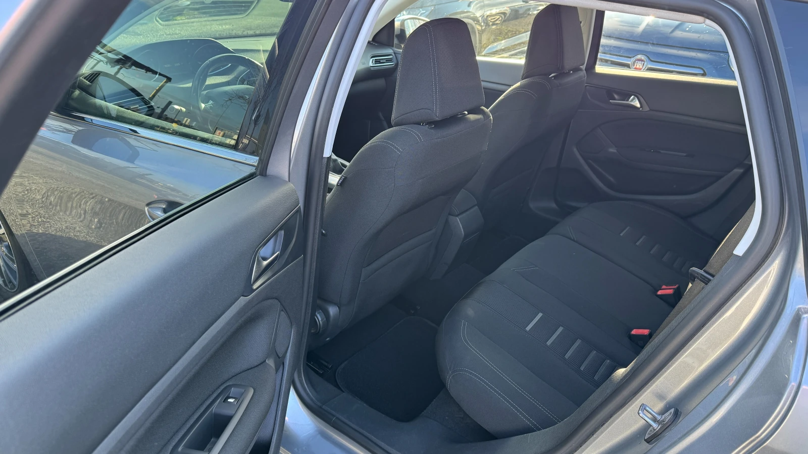 Peugeot 308 SW 1.6Hdi Navi, Tel, LED, PDC, ������ ...  | Mobile.bg � ����������� 11