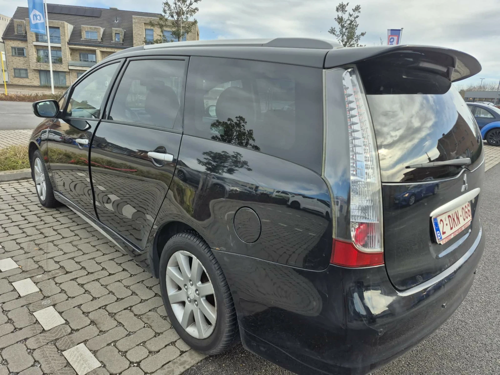 Mitsubishi Grandis  - изображение 2