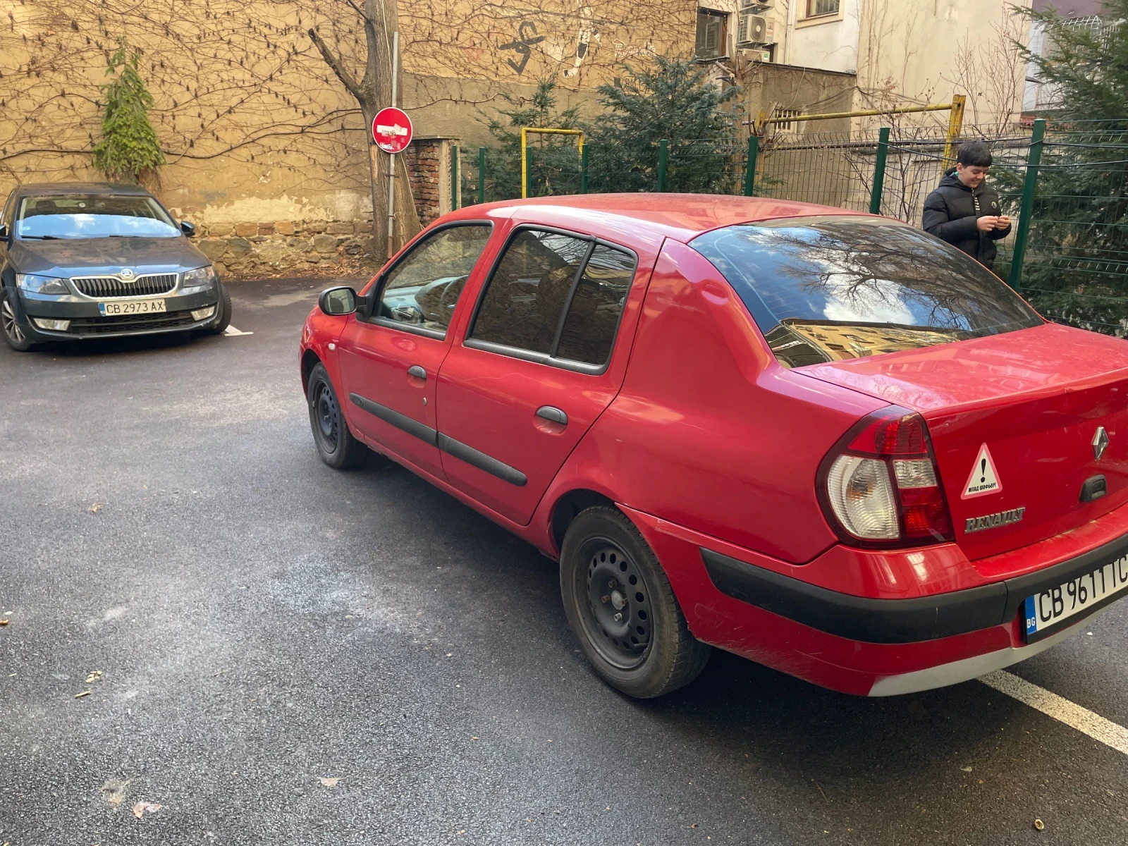 Renault Clio, снимка 4 - Автомобили и джипове - 53829238