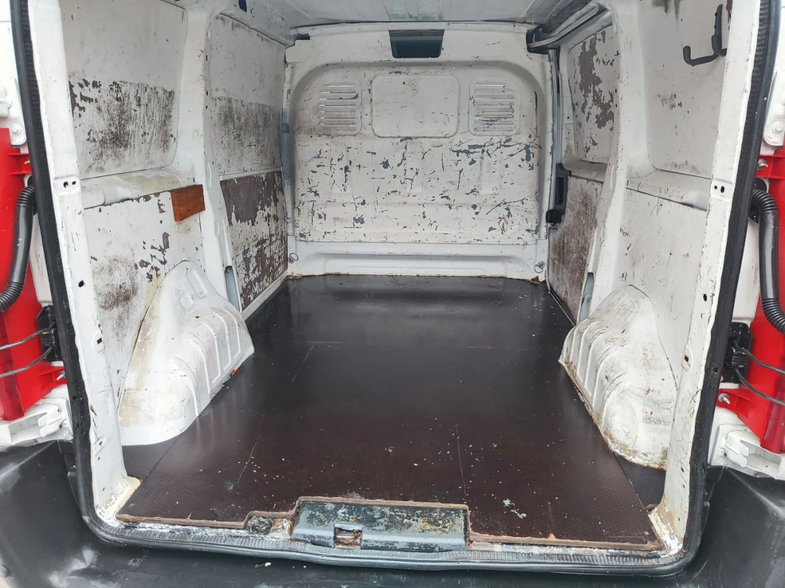 Fiat Scudo 2.0d-128 k.c. клима / товарен / 3-местен , снимка 6 - Автомобили и джипове - 53829203