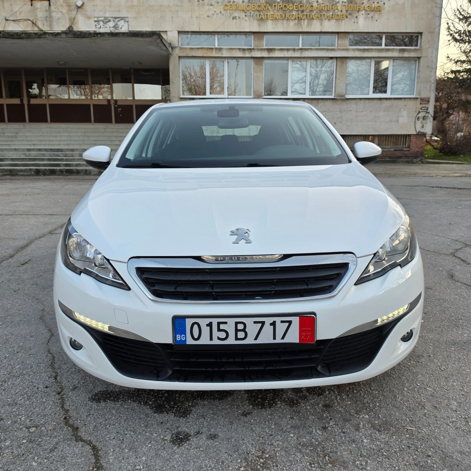 Peugeot 308 1.6HDI , снимка 13 - Автомобили и джипове - 53840788