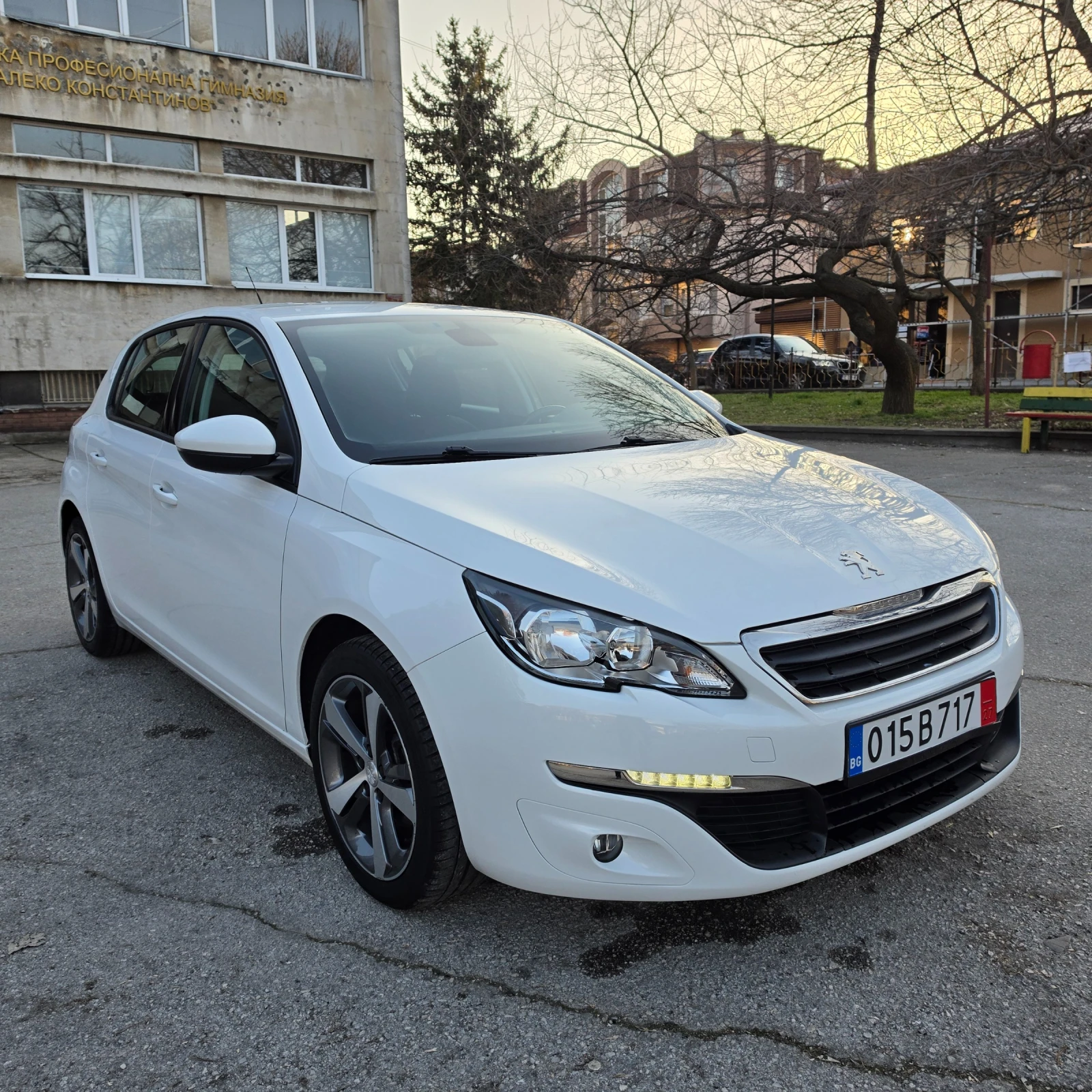 Peugeot 308 1.6HDI , снимка 3 - Автомобили и джипове - 53840788