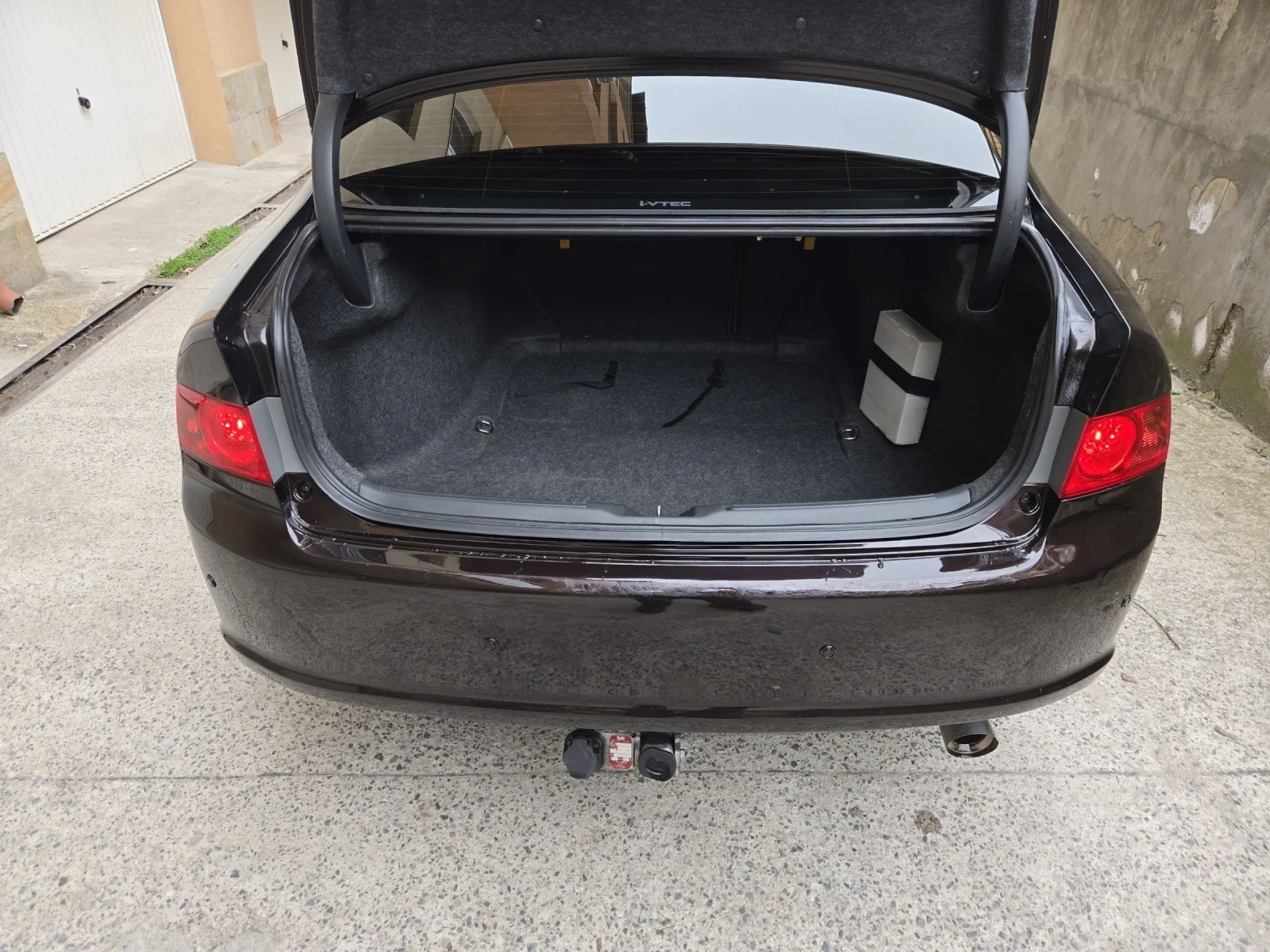 Honda Accord Седан, снимка 11 - Автомобили и джипове - 54031425