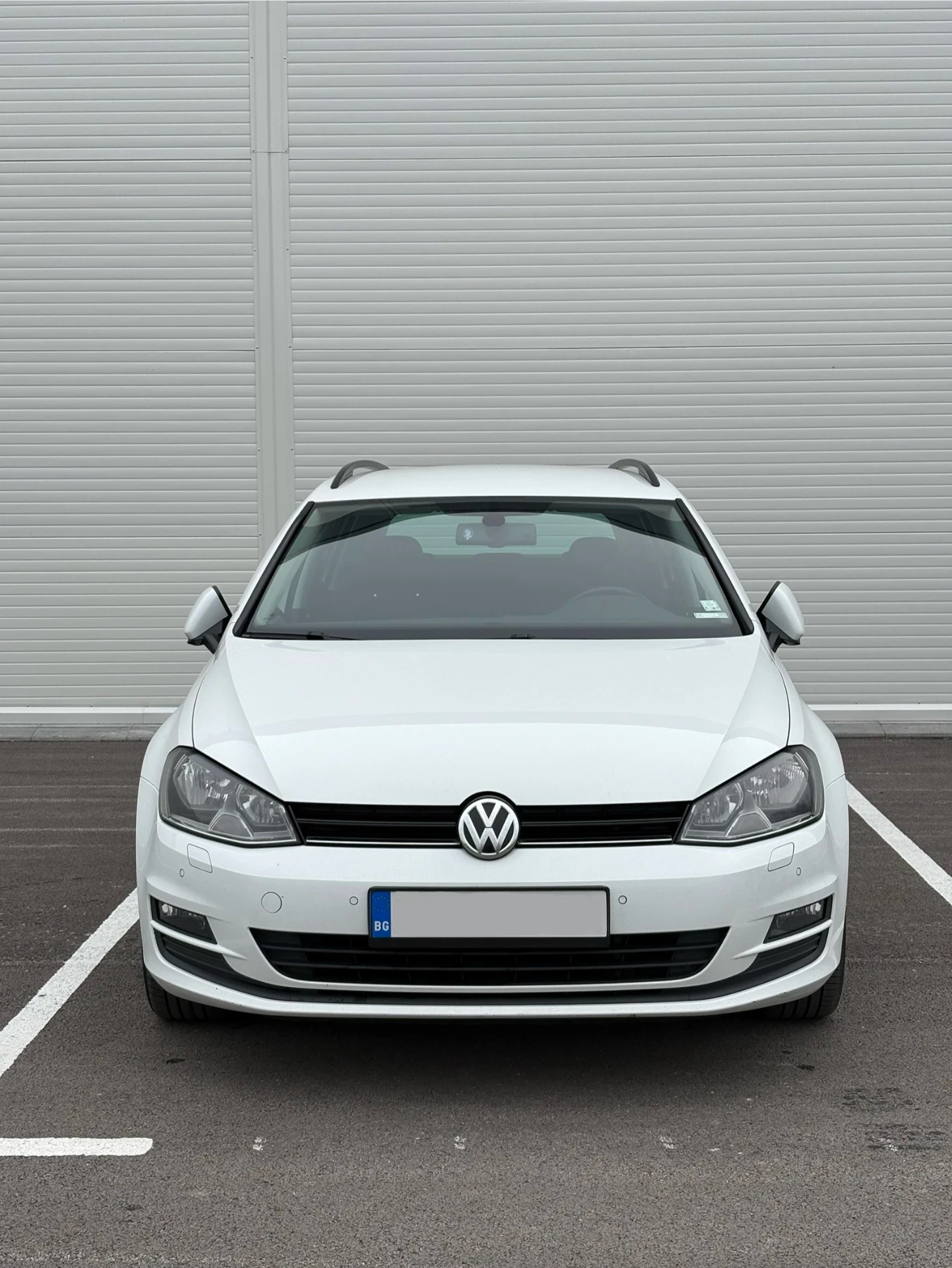 VW Golf 1.6 TDI 110 HP Cup, снимка 2 - Автомобили и джипове - 54079979