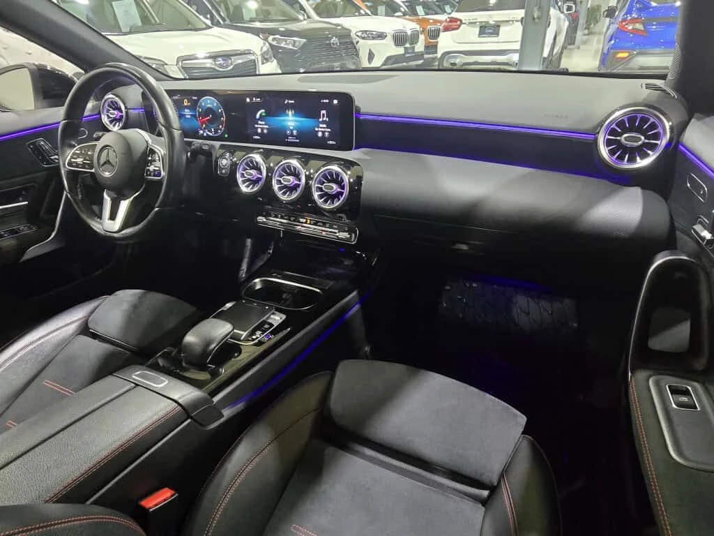 Mercedes-Benz A 250 * A250 SPORT PKG 4MATIC HATCH 19 Black Alloys NO A | Mobile.bg � ����������� 12