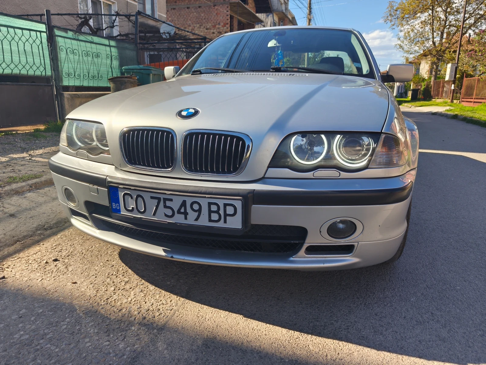 BMW 320