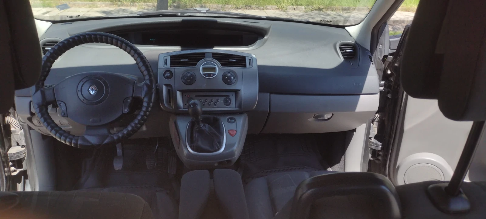 Renault Grand scenic, снимка 5 - Автомобили и джипове - 54450294