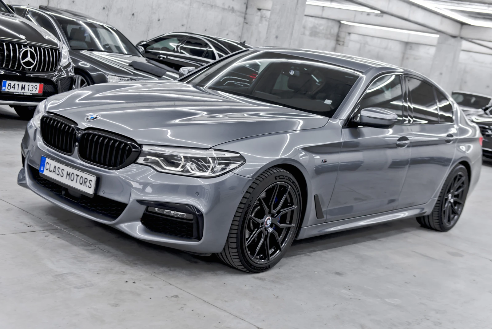 BMW 530 XD* 2019* M-Sport* HeadUp* , снимка 2 - Автомобили и джипове - 55057001