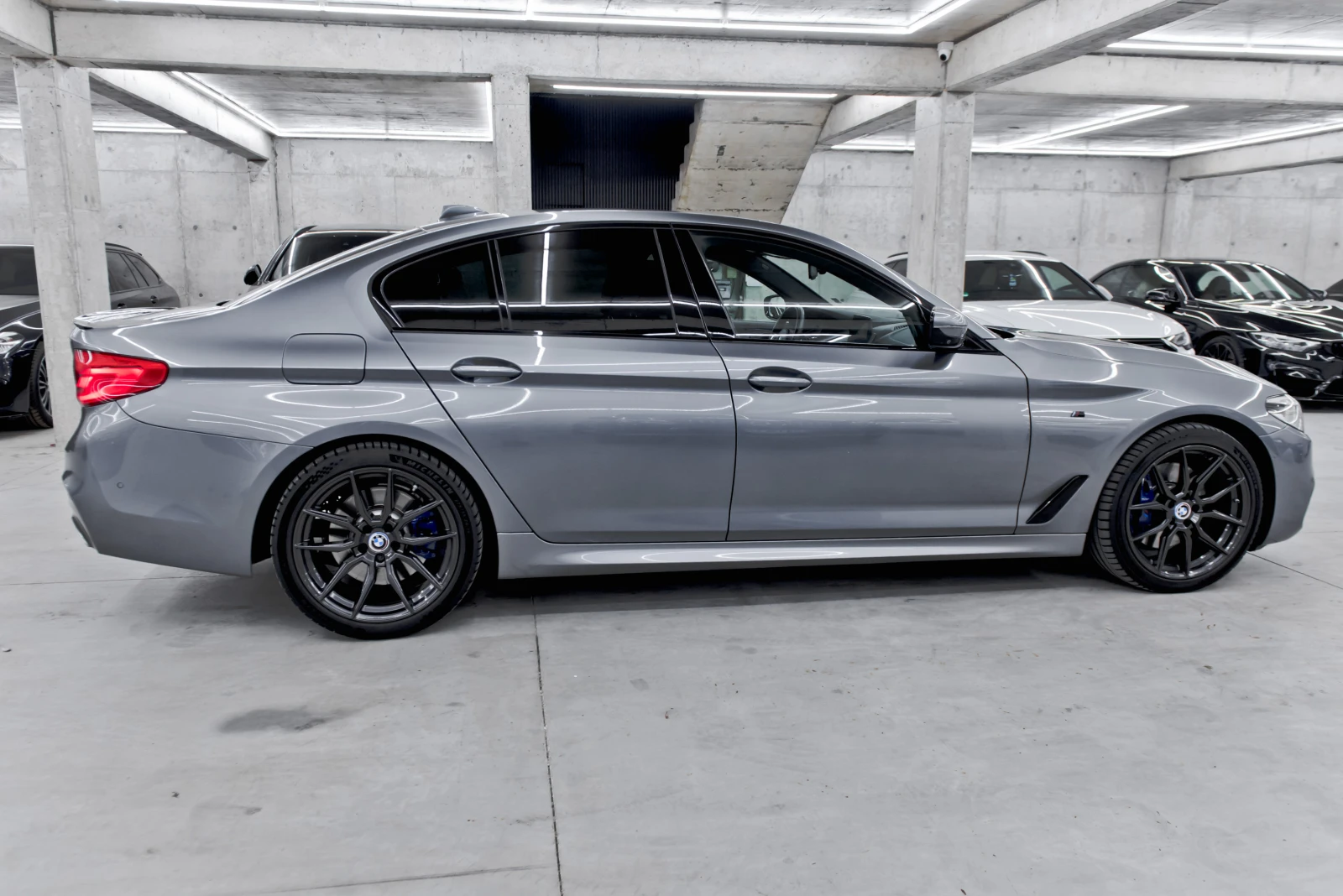 BMW 530 XD* 2019* M-Sport* HeadUp* , снимка 7 - Автомобили и джипове - 55057001