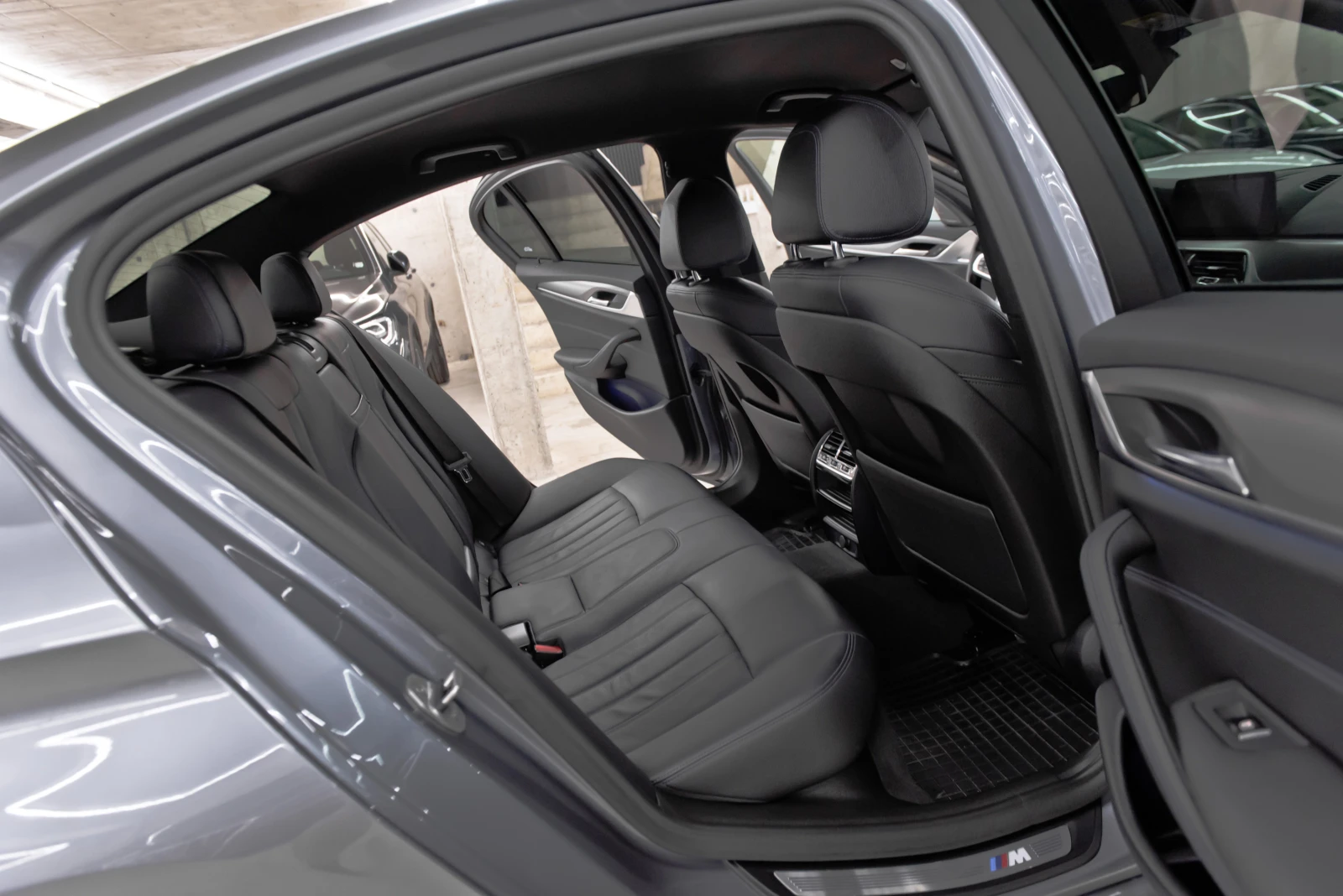 BMW 530 XD* 2019* M-Sport* HeadUp* , снимка 13 - Автомобили и джипове - 55057001