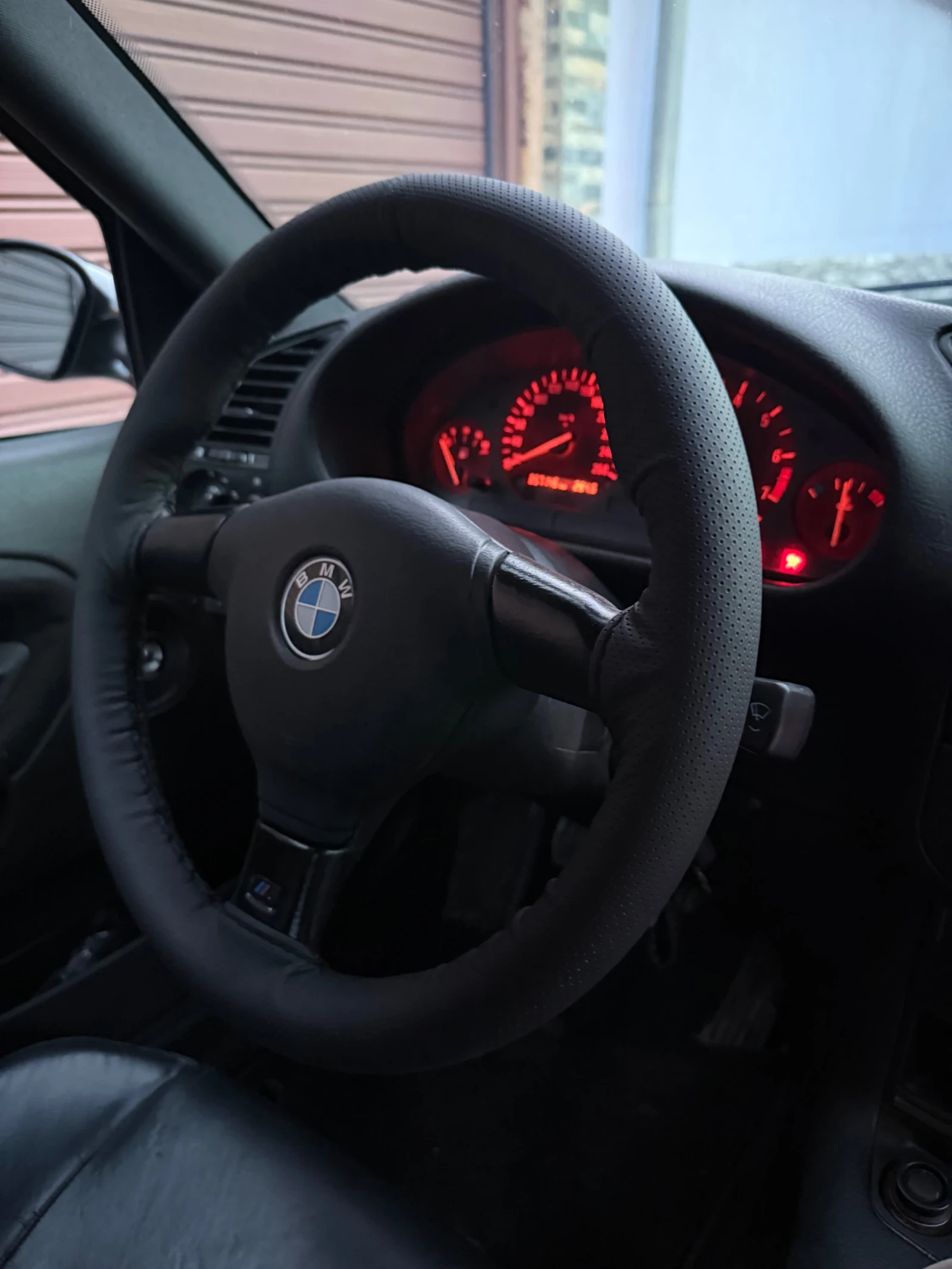 BMW 320 Bmw 320i m52b20, снимка 17 - Автомобили и джипове - 55191735