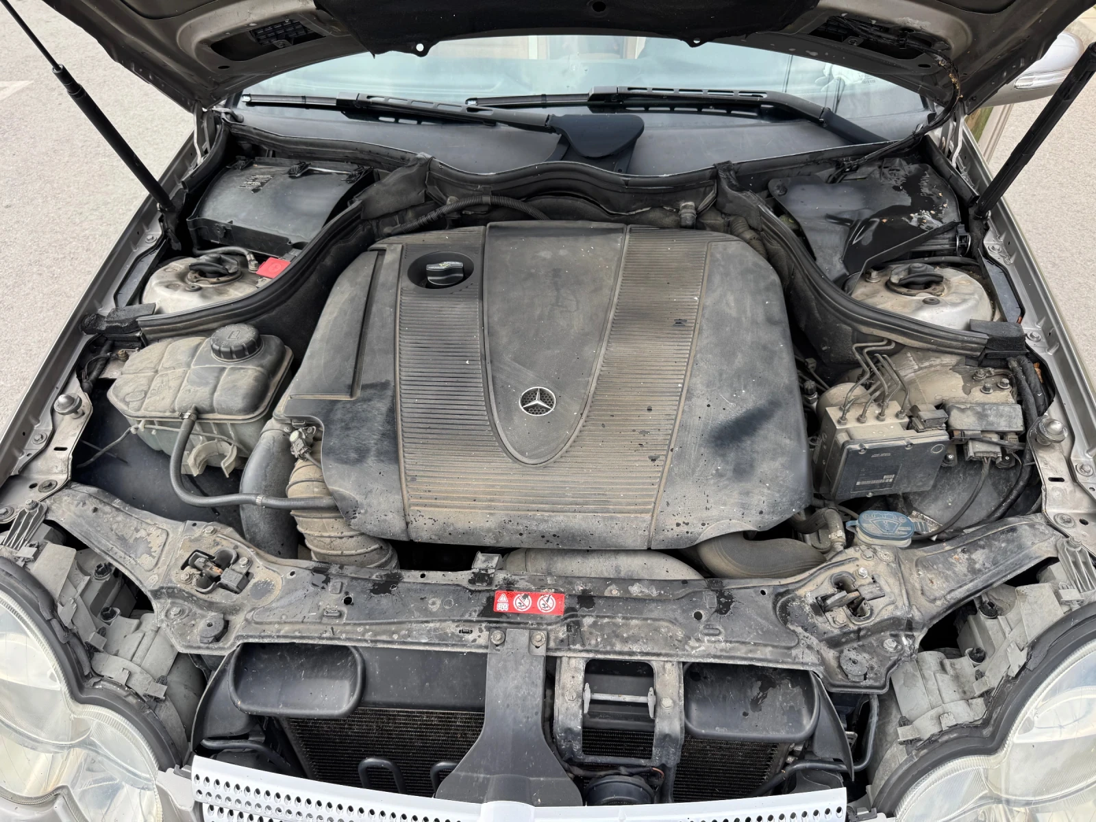 Mercedes-Benz C 220 W203, снимка 10 - Автомобили и джипове - 55250292
