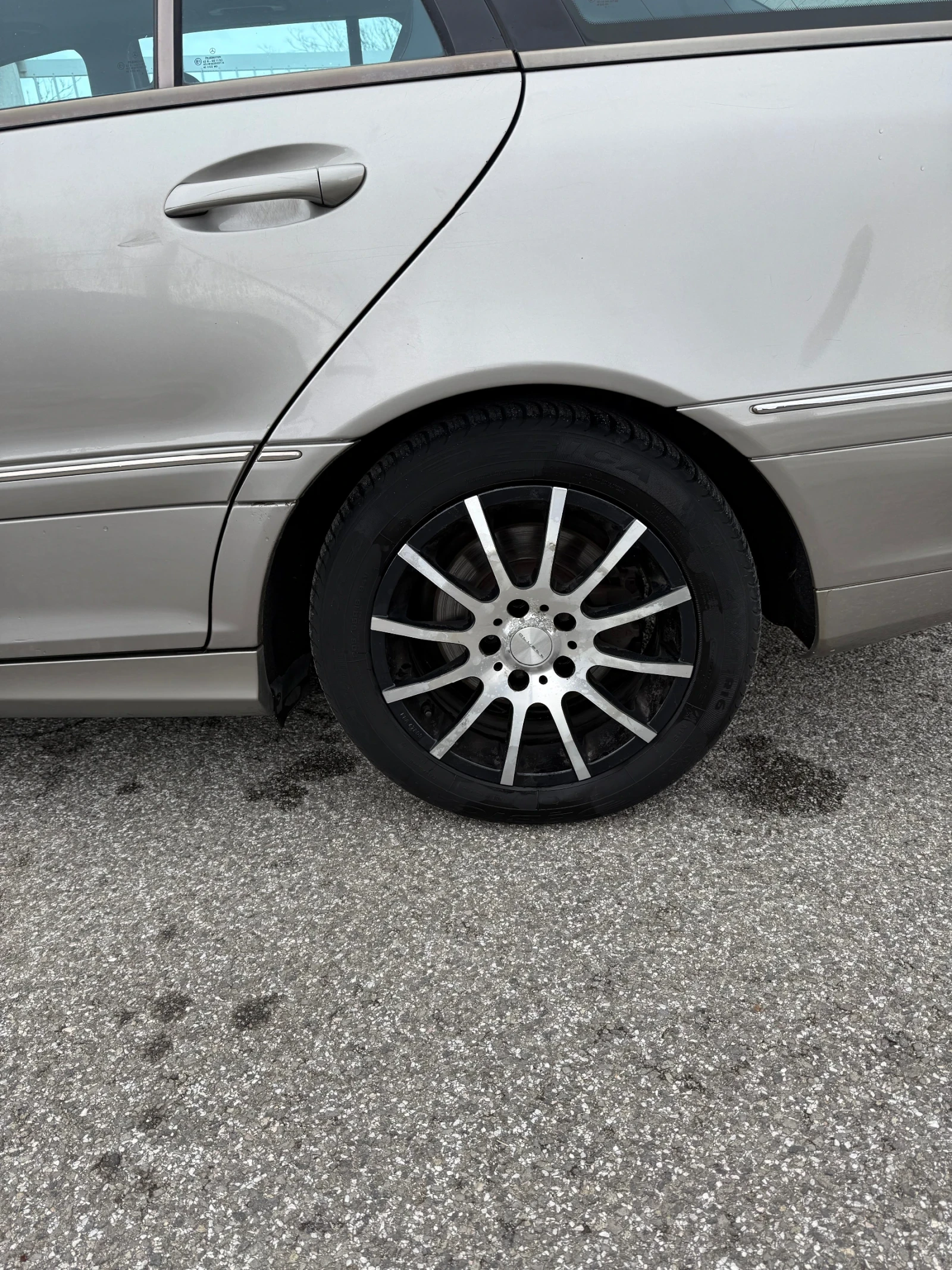 Mercedes-Benz C 220, снимка 6 - Автомобили и джипове - 55411501