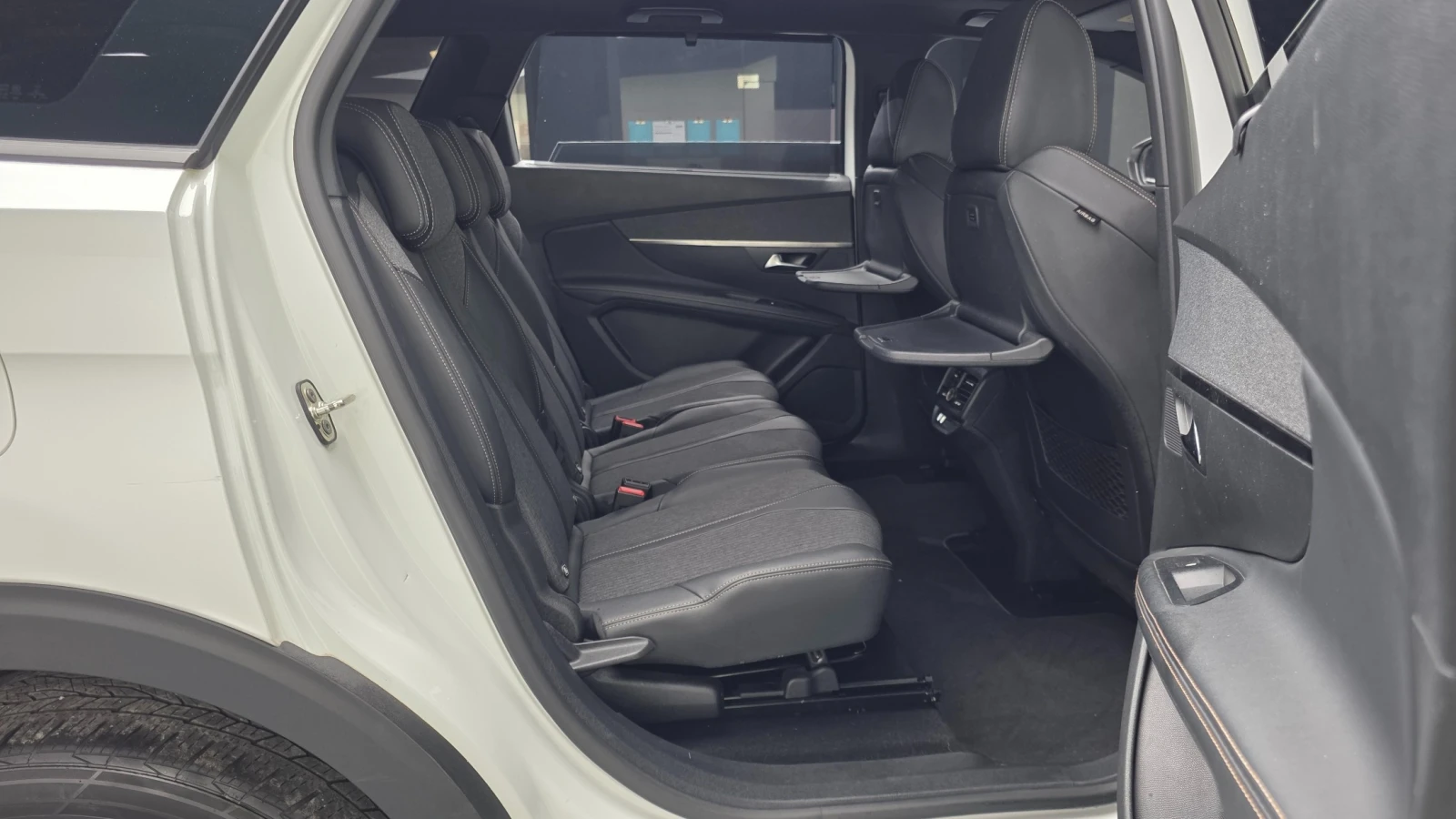 Peugeot 5008 1.5 BlueHdi | GT Line | Памет , снимка 9 - Автомобили и джипове - 55492441