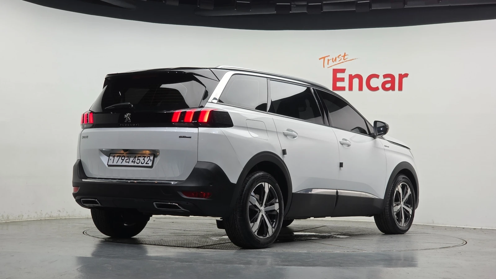 Peugeot 5008 1.5 BlueHdi | GT Line | Памет , снимка 2 - Автомобили и джипове - 55492441