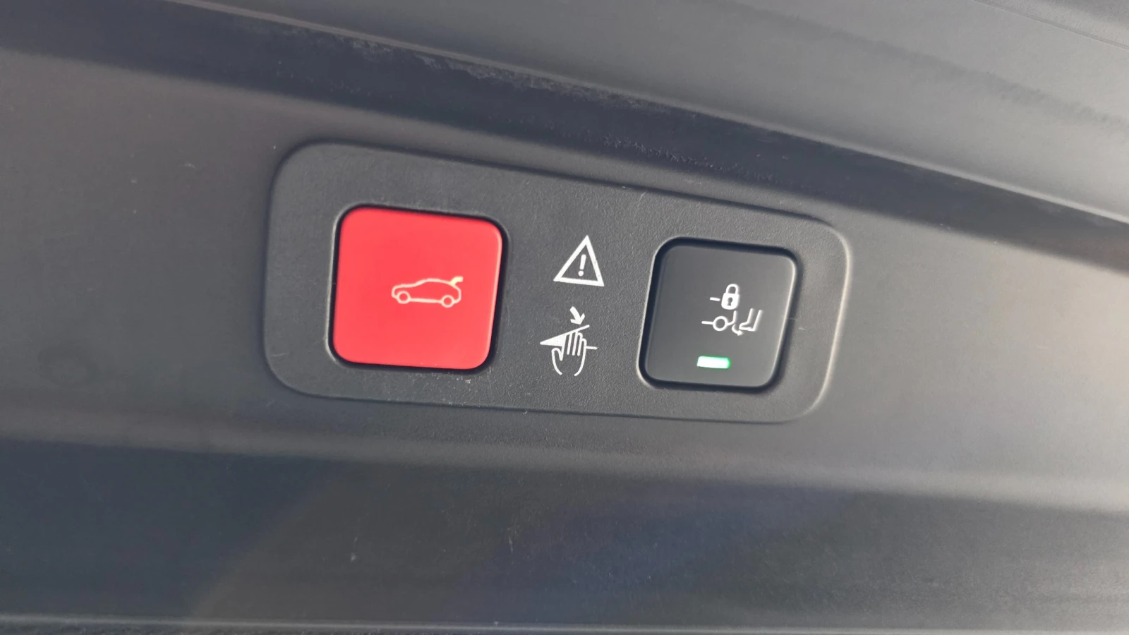 Peugeot 5008 1.5 BlueHdi | GT Line | Памет , снимка 11 - Автомобили и джипове - 55492441