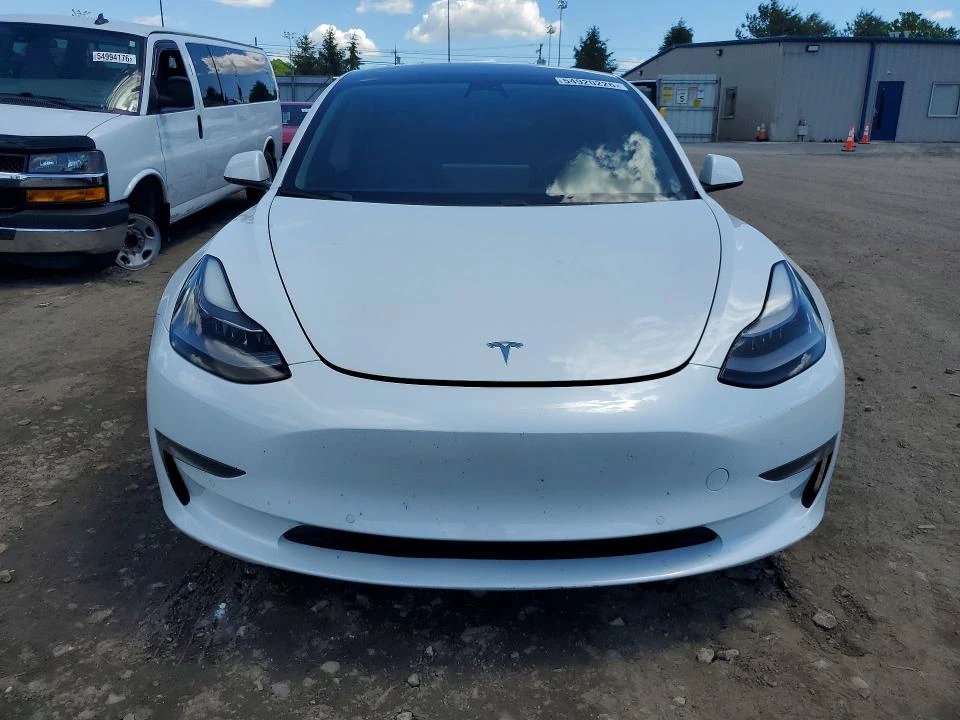 Tesla Model 3, снимка 5 - Автомобили и джипове - 55614244