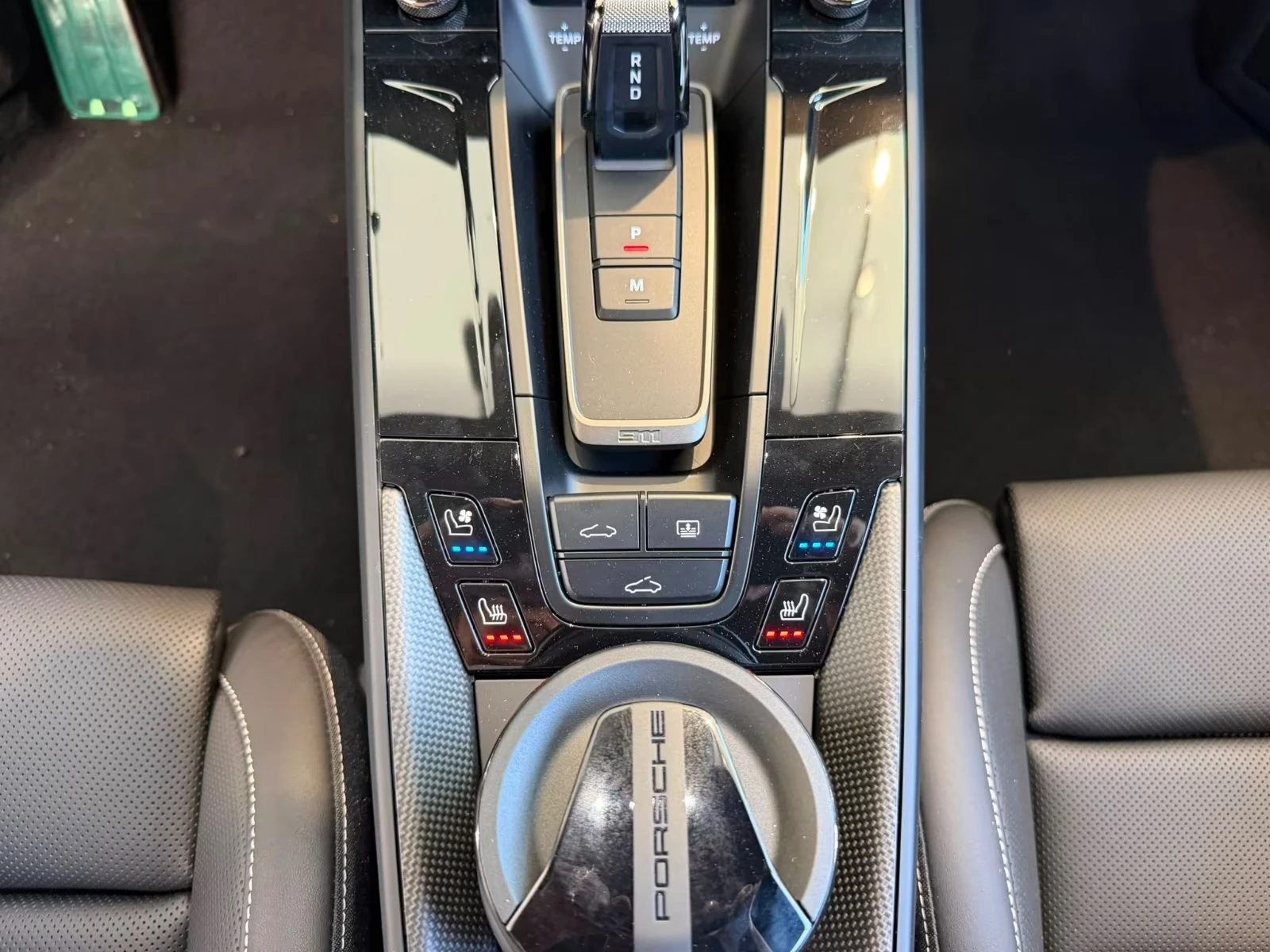 Porsche 911 992.2 TURBO S COUPE BURMESTER PANO CHRONO KERAMIK , снимка 16 - Автомобили и джипове - 55645380