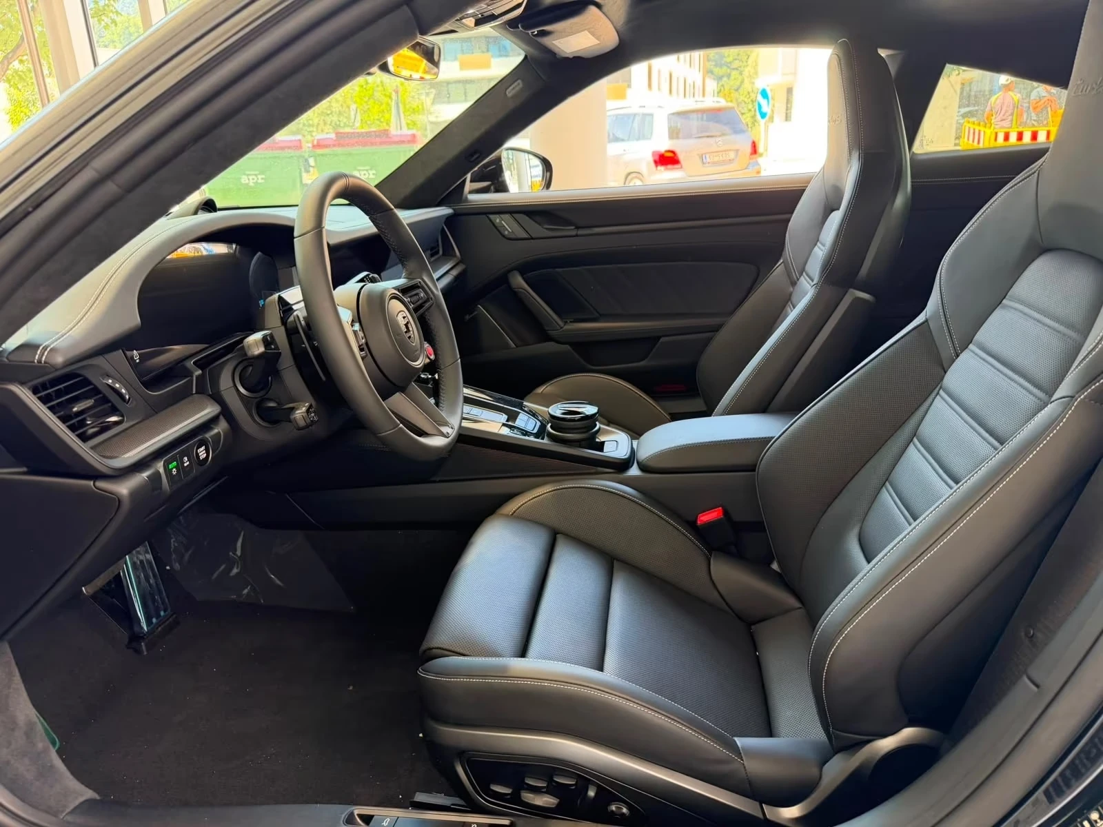 Porsche 911 992.2 TURBO S COUPE BURMESTER PANO CHRONO KERAMIK , снимка 10 - Автомобили и джипове - 55645380